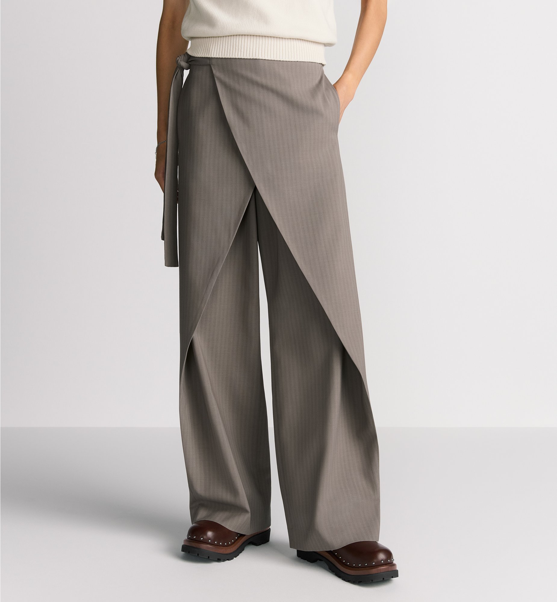 Dior Style Pleated Trouser 193 Stone detail 3