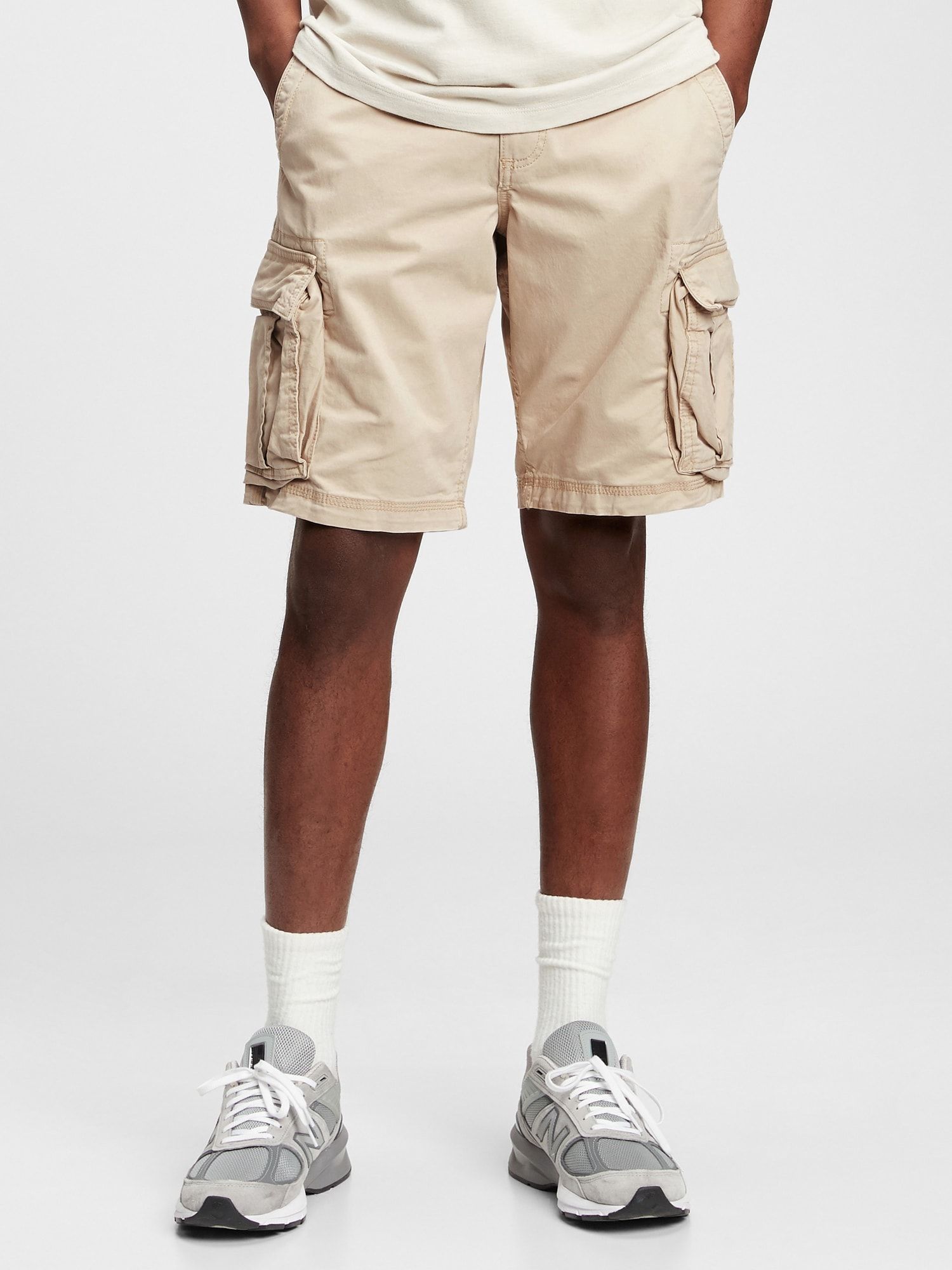 Yeezy Gap Style Cargo Short 202 Sand detail 2