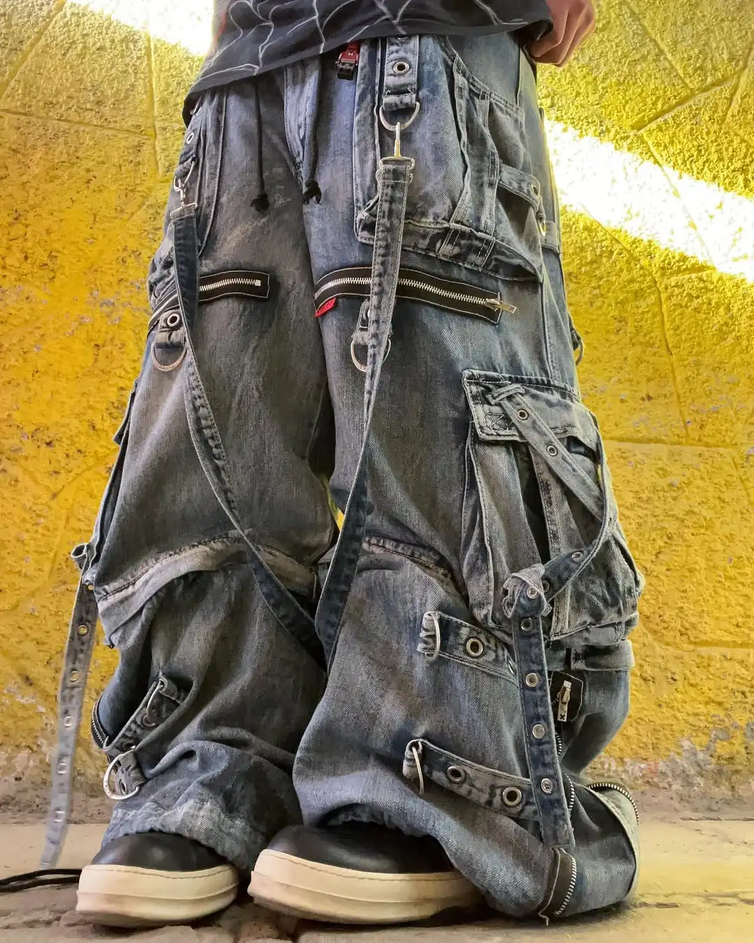 Parachute Pant 239