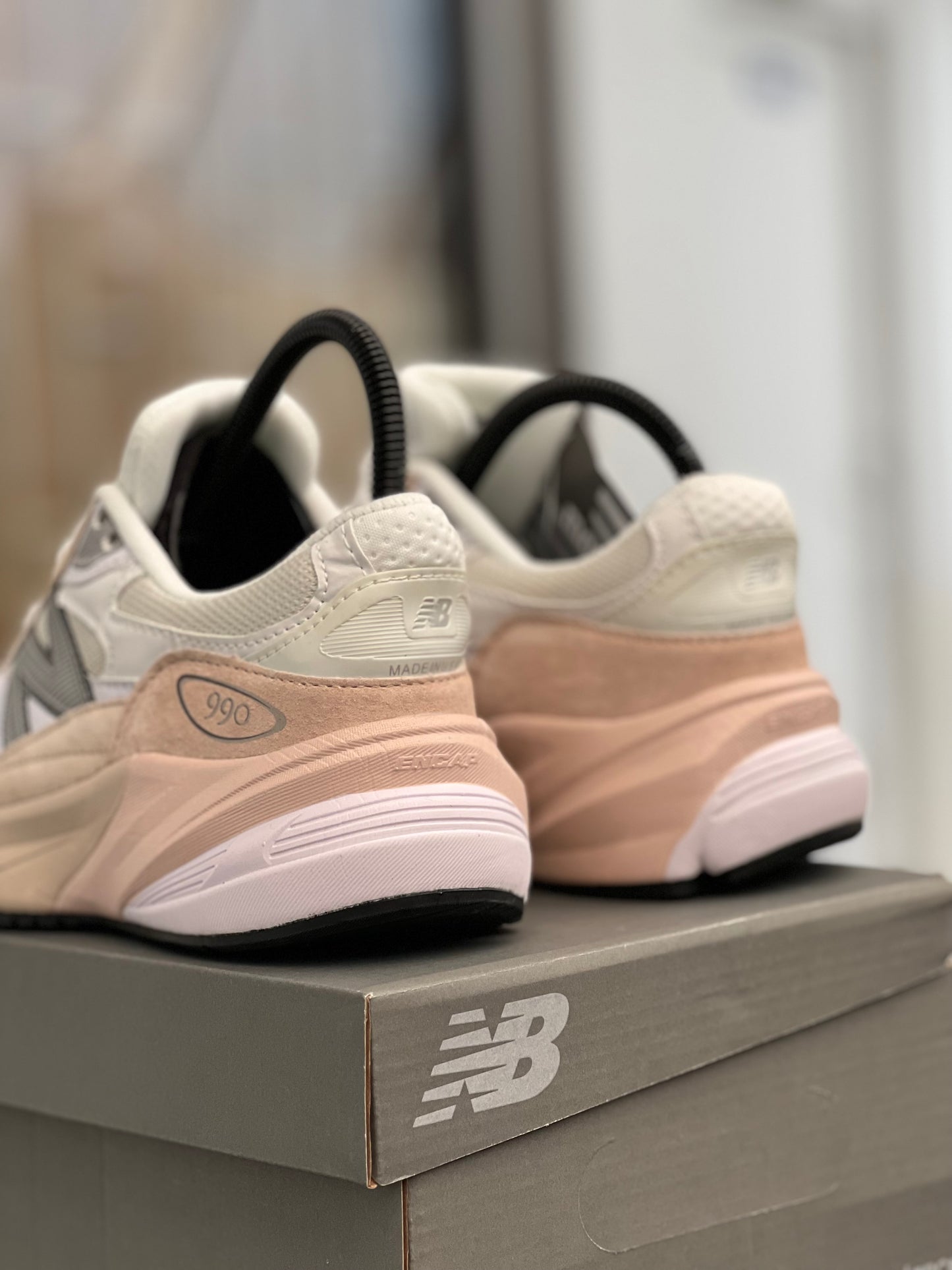New Balance Style 990v6 31 Rust Pink detail 2