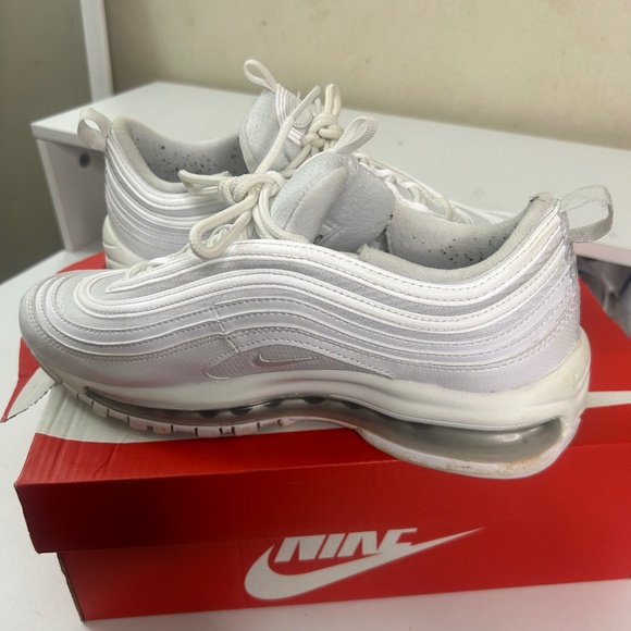 Yeezy Style Air Max 97 39 Triple White detail 3