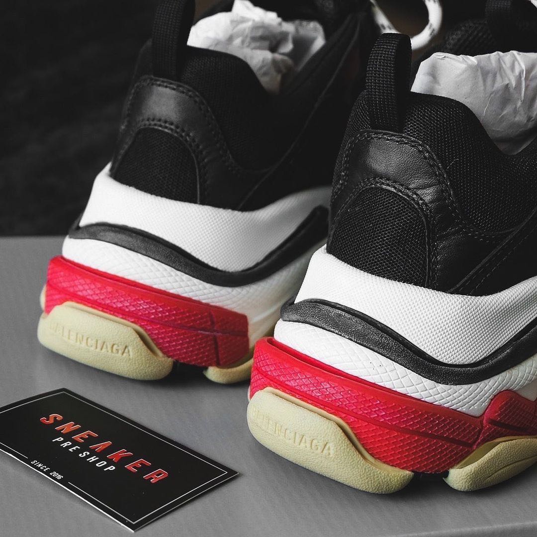 Jordan Style Triple S 41 Bred detail 3