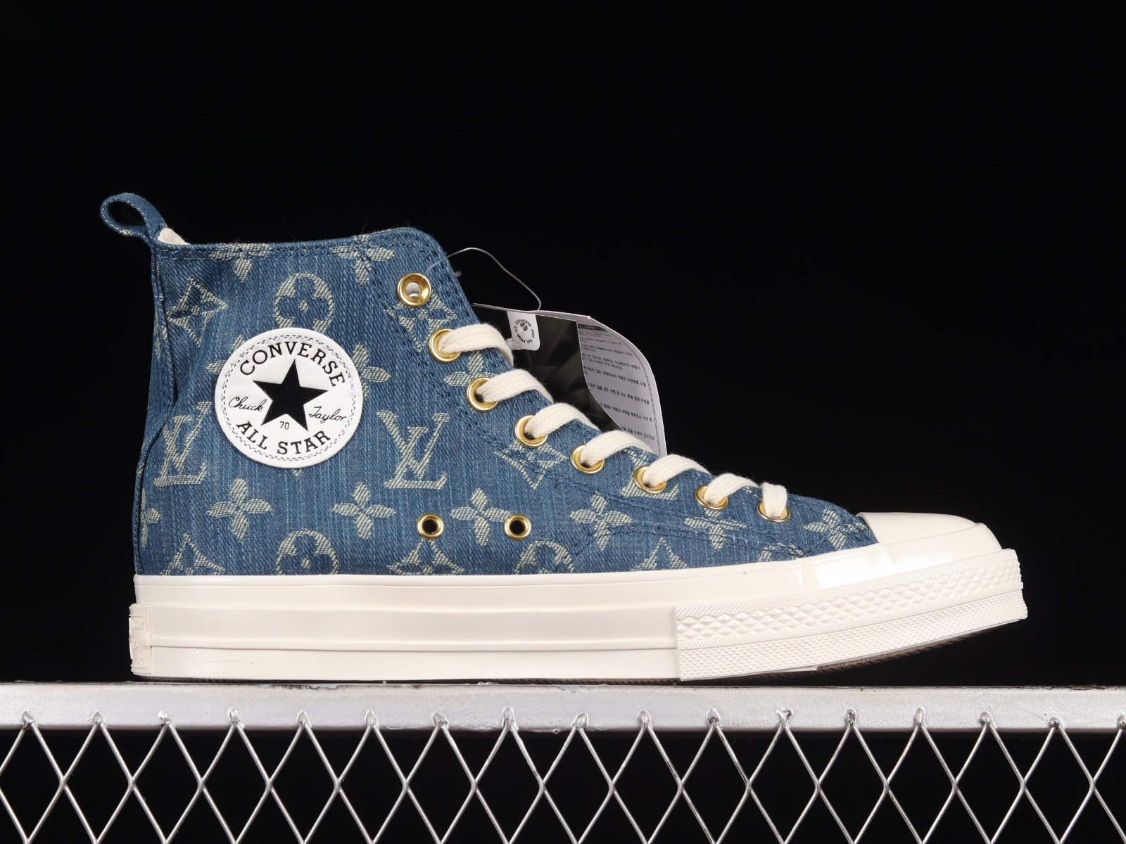 LV Style Chuck 70 Hi 48 Bred detail 3