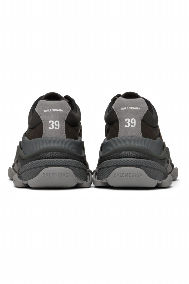 Balenciaga Style Triple S 56 Wolf Grey detail 4