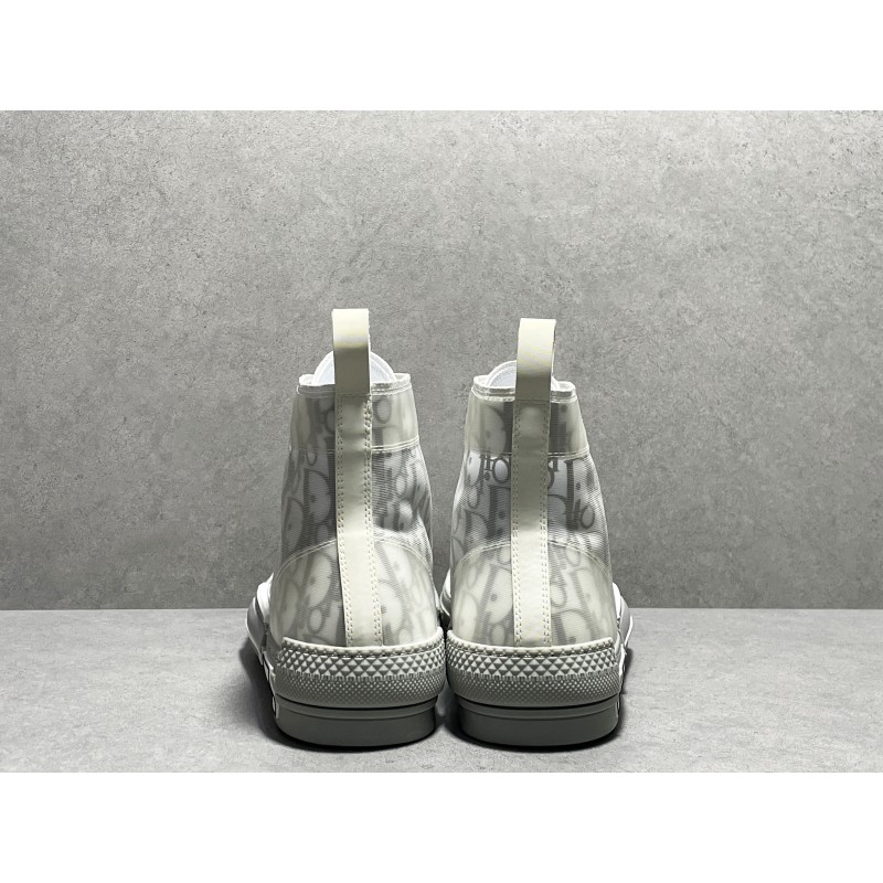 Gucci Style B23 Oblique 63 Wolf Grey detail 3