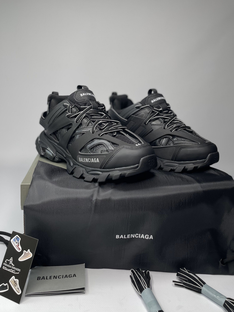 Balenciaga Style One Star Pro 64 Triple Black detail 4