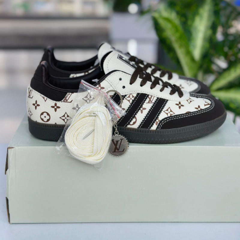 LV Style Samba OG 69 Panda detail 3
