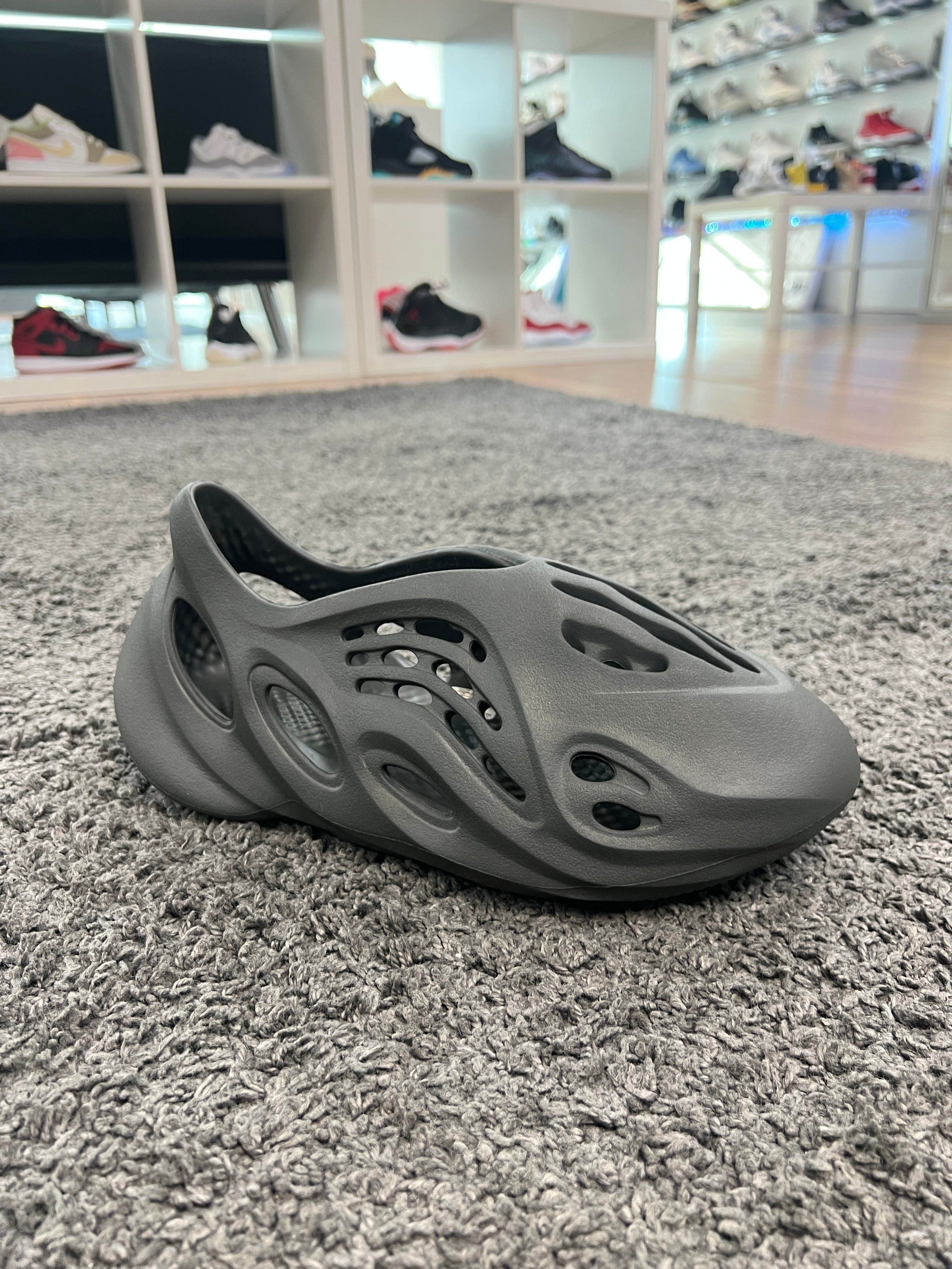 LV Style Yeezy Foam Runner 80 Grey Fog detail 2