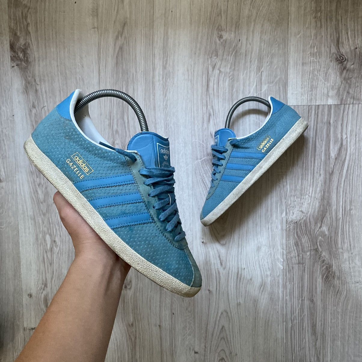 Dior Style Gazelle 89 Beluga detail 2
