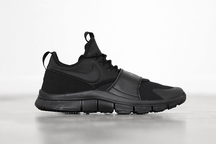Nike Style Ace Sneaker 110 Triple Black detail 2