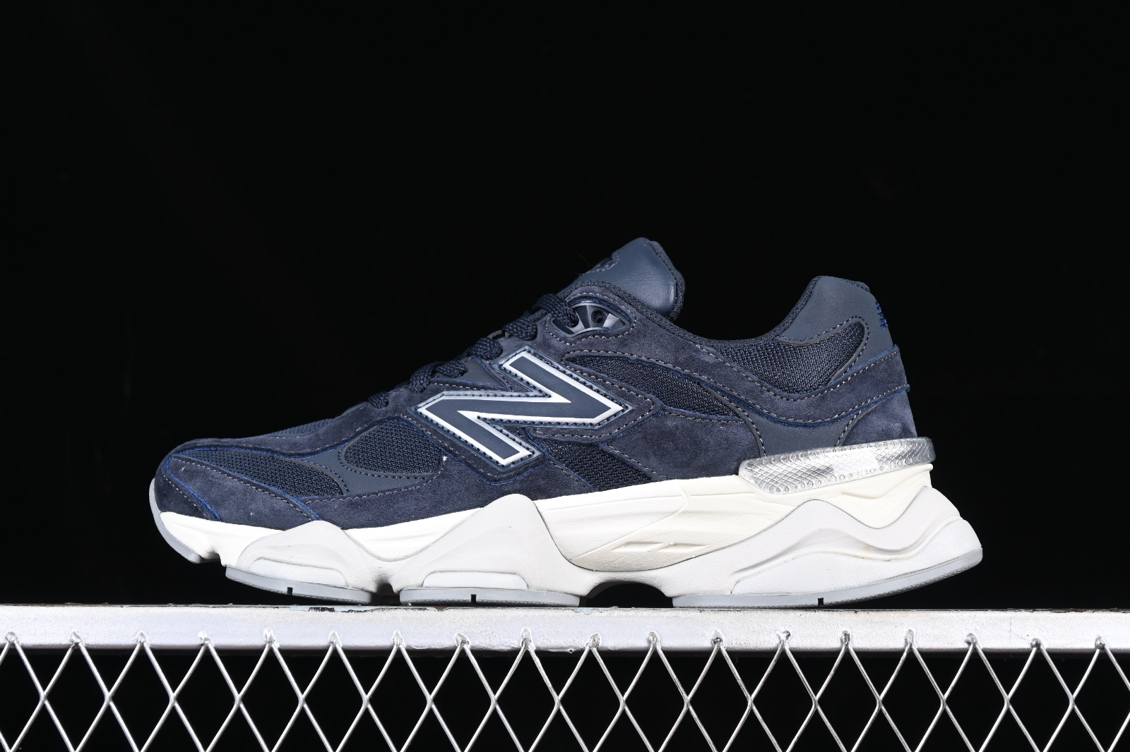 Nike Style 9060 157 Navy detail 2