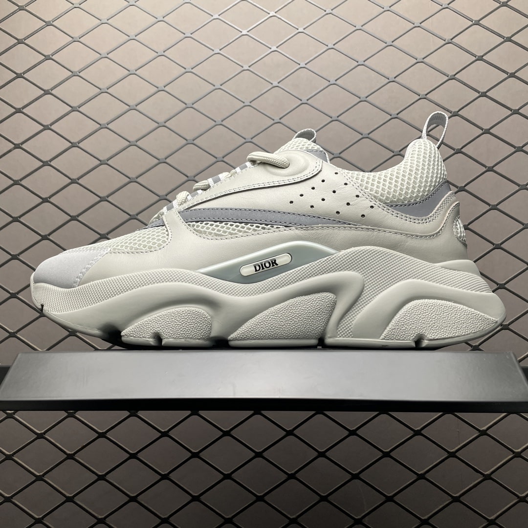 Dior Style Triple S 165 Panda detail 4