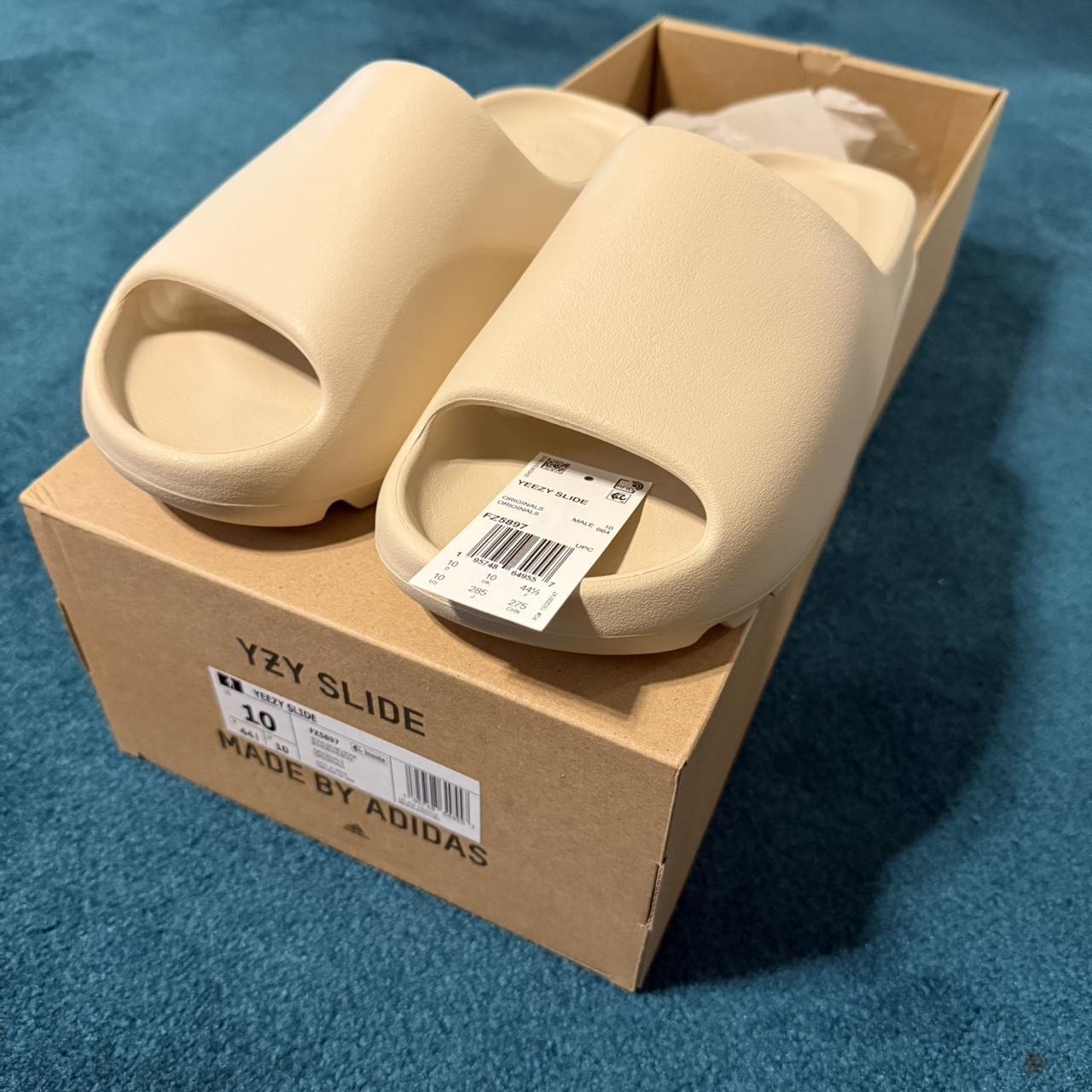 Jordan Style Yeezy Slide 184 Triple White detail 2