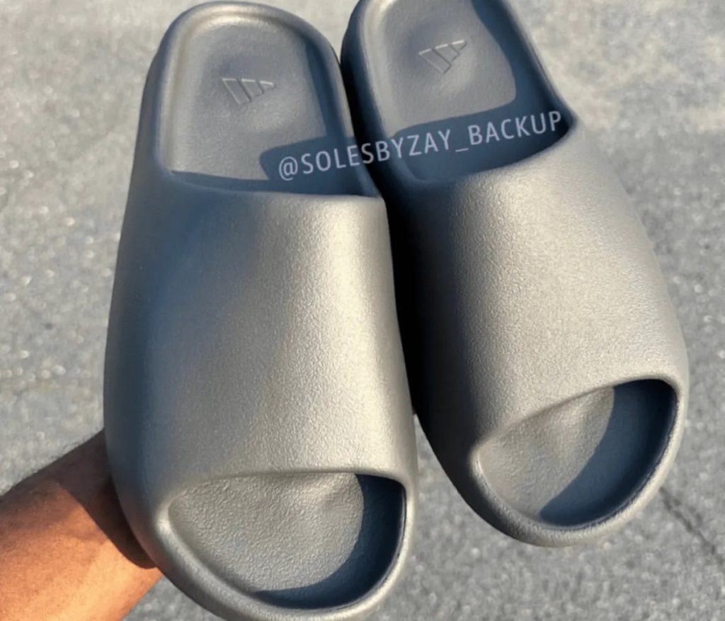 Dior Style Yeezy Slide 194 Volt detail 3