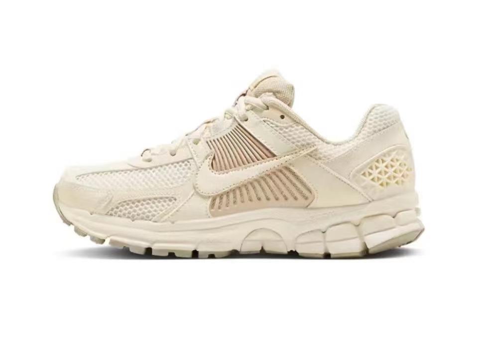 Adidas Style Vomero 5 200 Cream detail 2