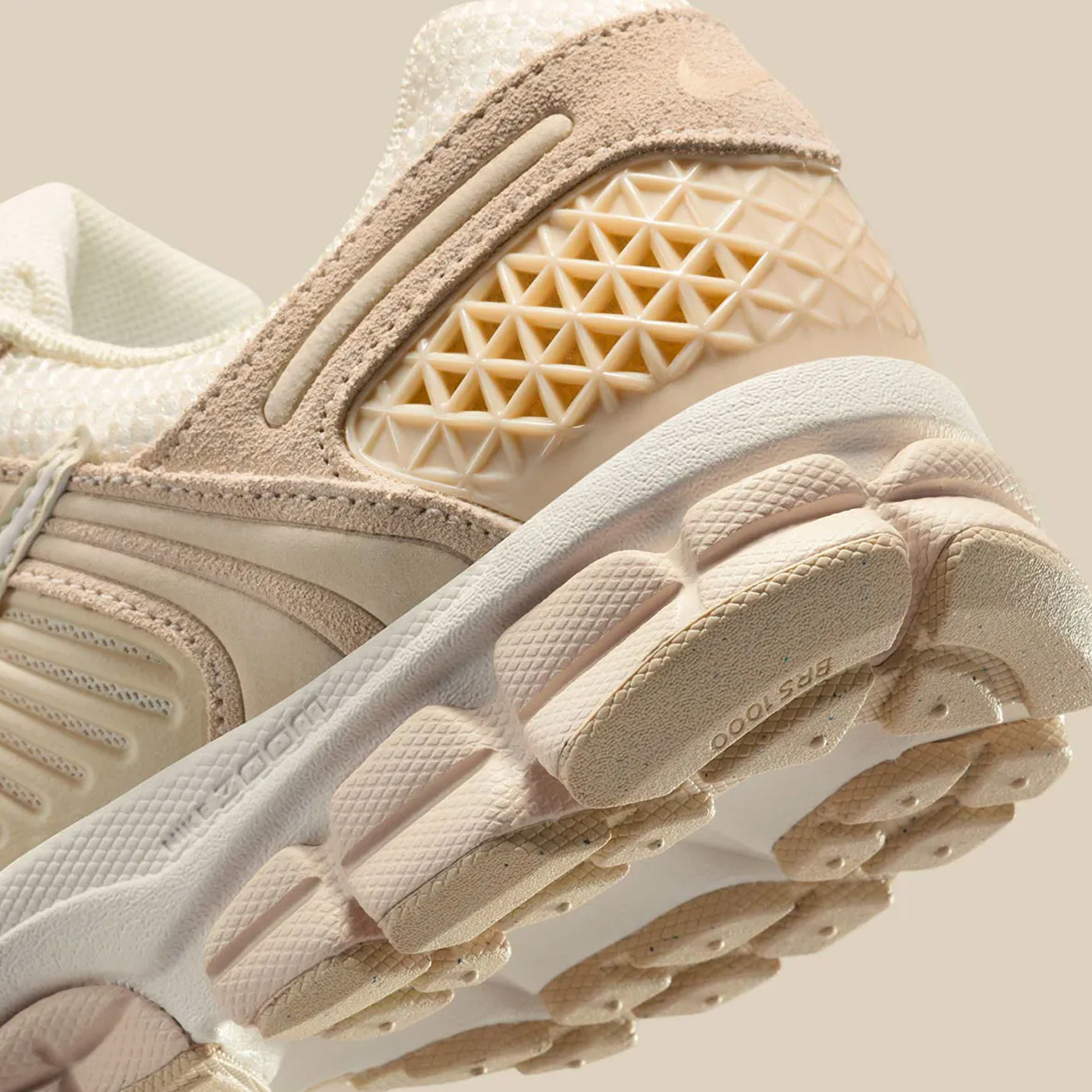 Adidas Style Vomero 5 200 Cream detail 4