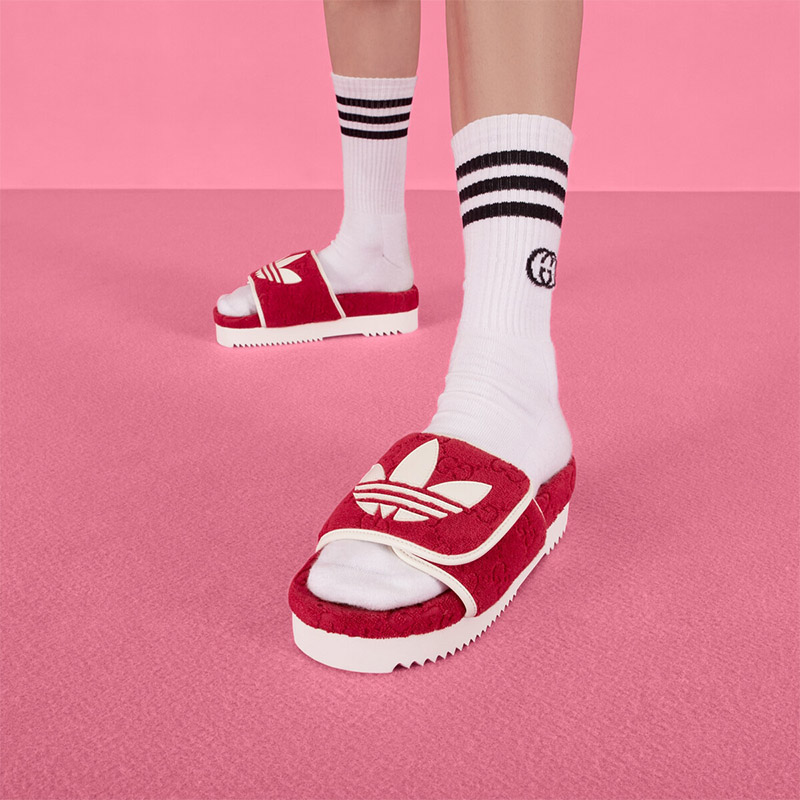 Gucci Style Yeezy Slide 224 Chicago detail 2