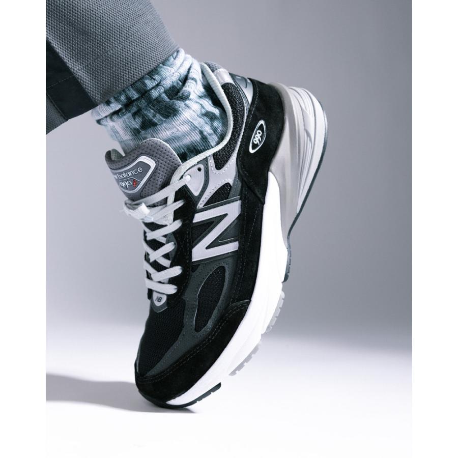 Yeezy Style 990v6 237 Onyx detail 3