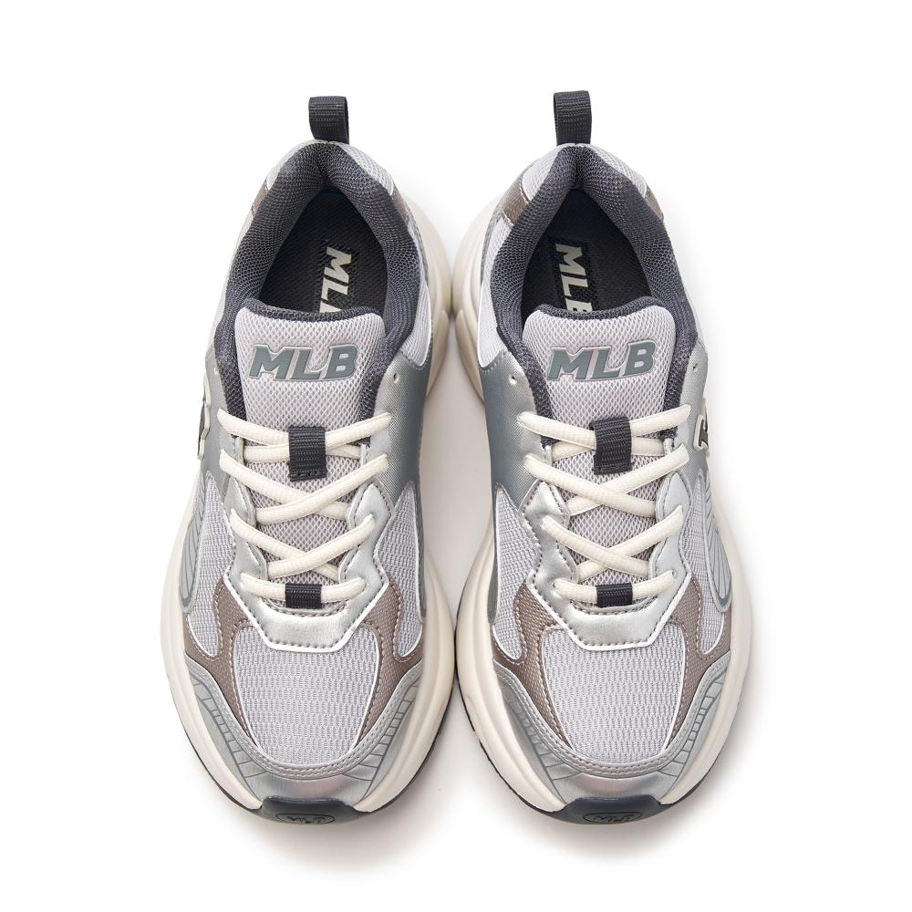 Valentino Style Speed Runner 247 Chicago detail 3