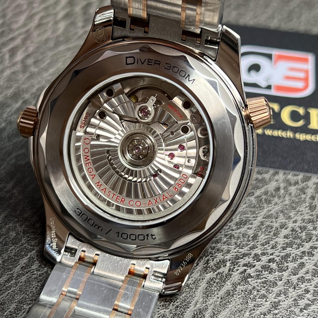 Cartier Style Seamaster 300 47 Two-Tone Gold detail 3
