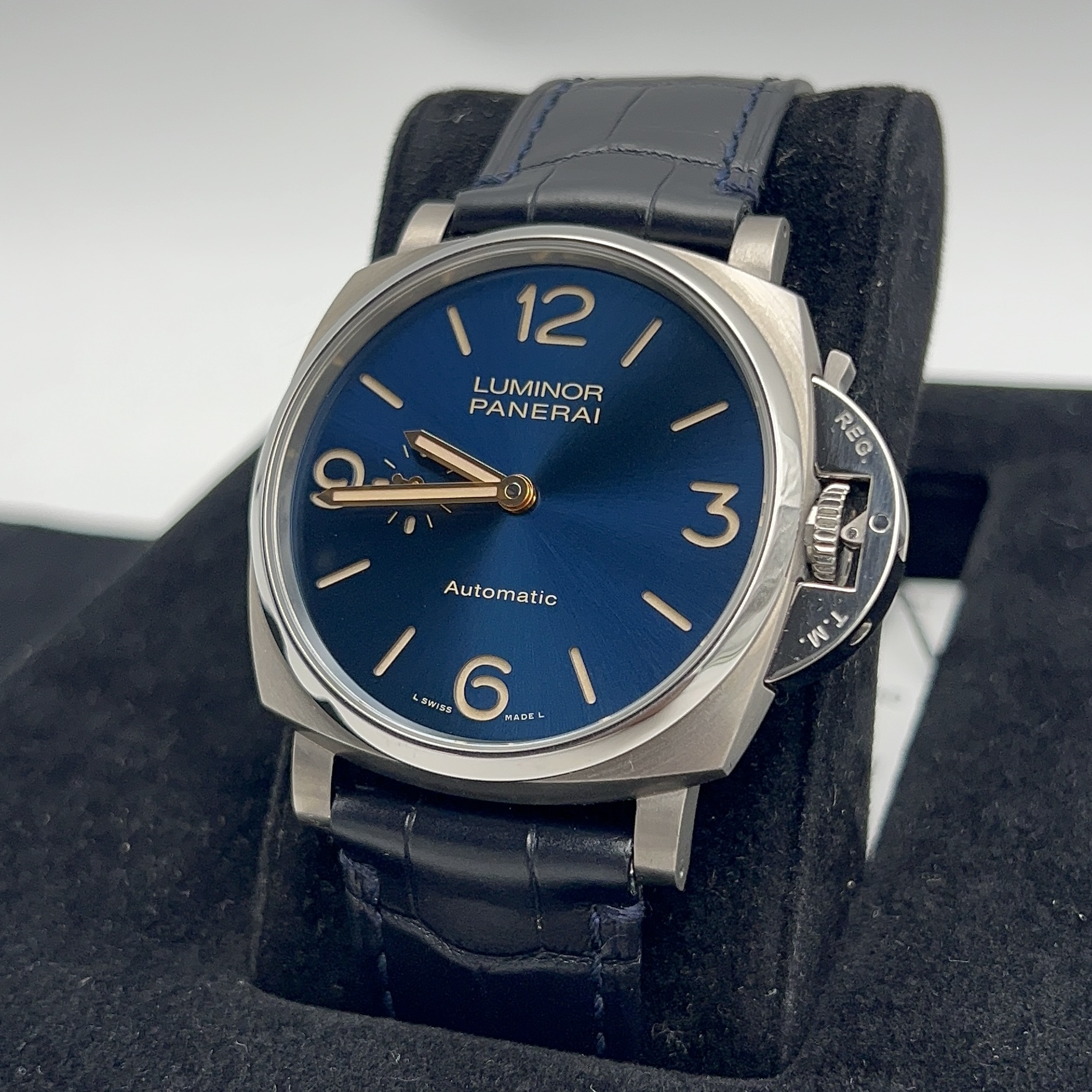 Panerai Style Tank Louis 51 Blue Dial / Steel detail 3
