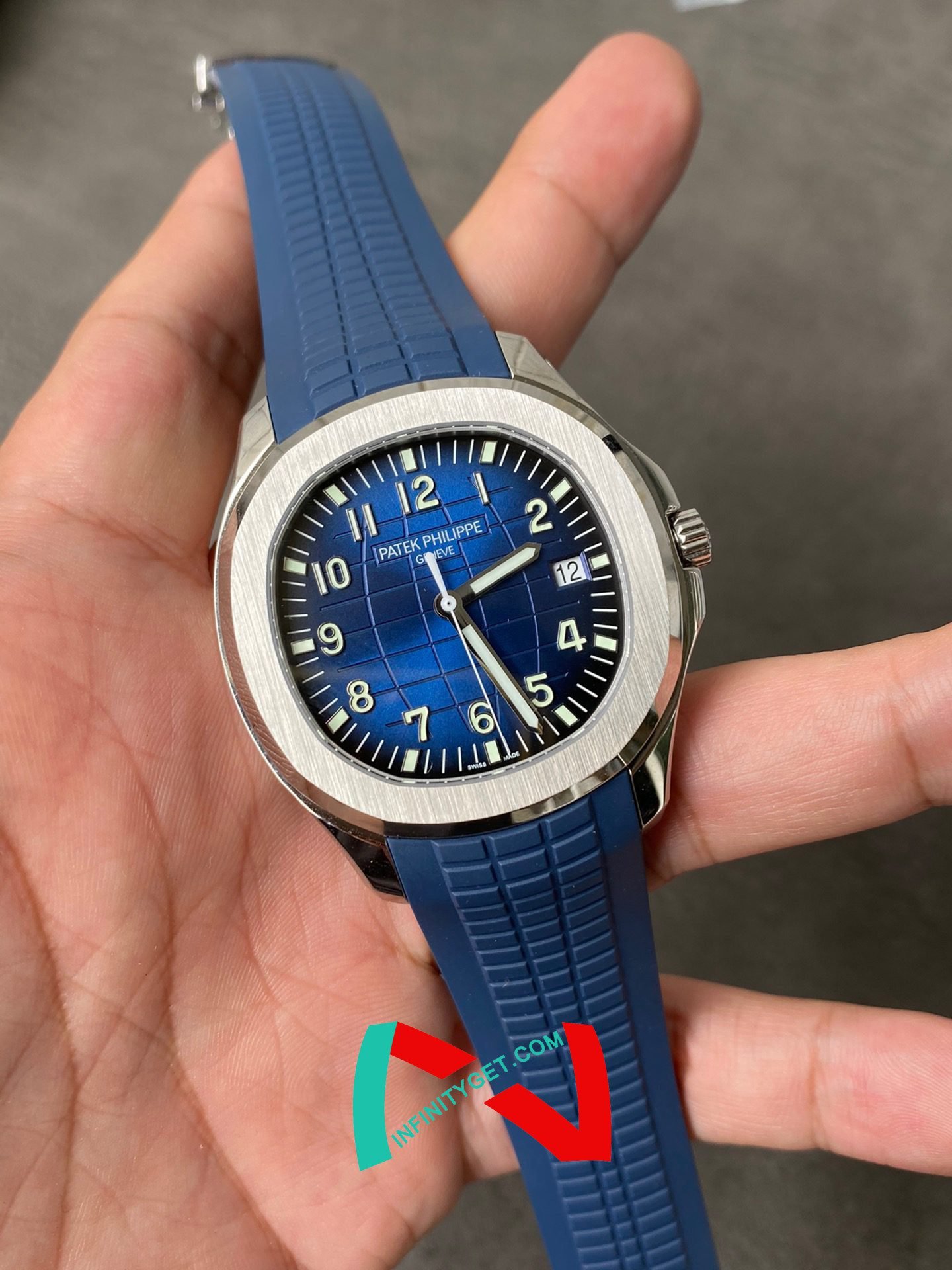 Rolex Style Aquanaut 5167 64 Blue Dial / Steel detail 4