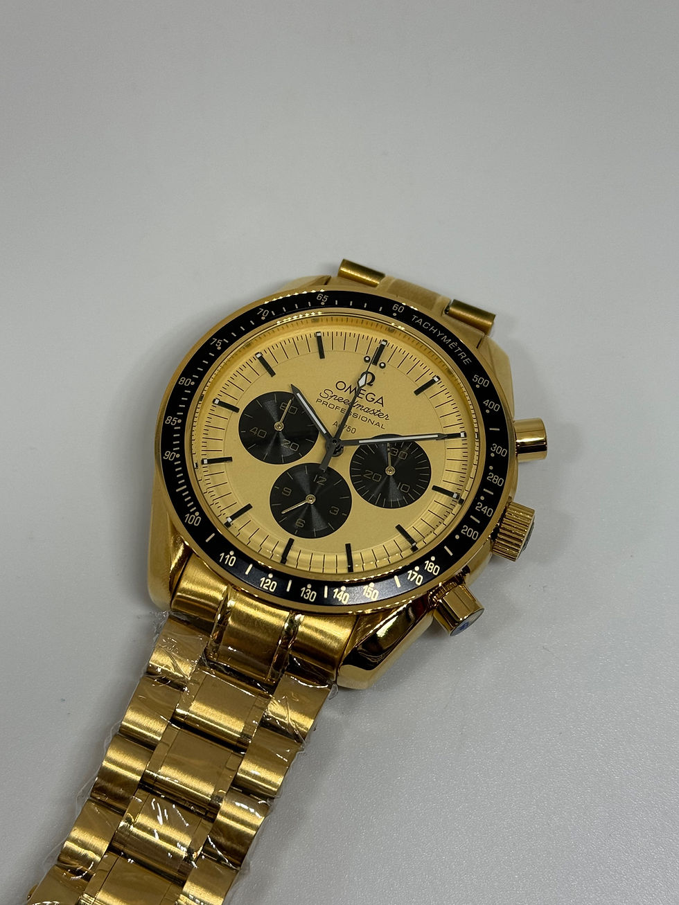 PP Style Speedmaster Moonwatch 66 Full Gold detail 4