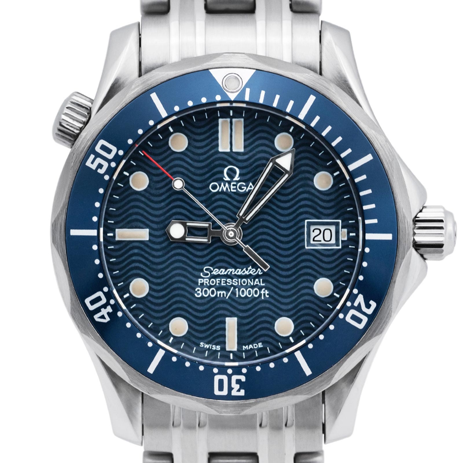 Omega Style Seamaster 300M Blue Blue Wave detail 2