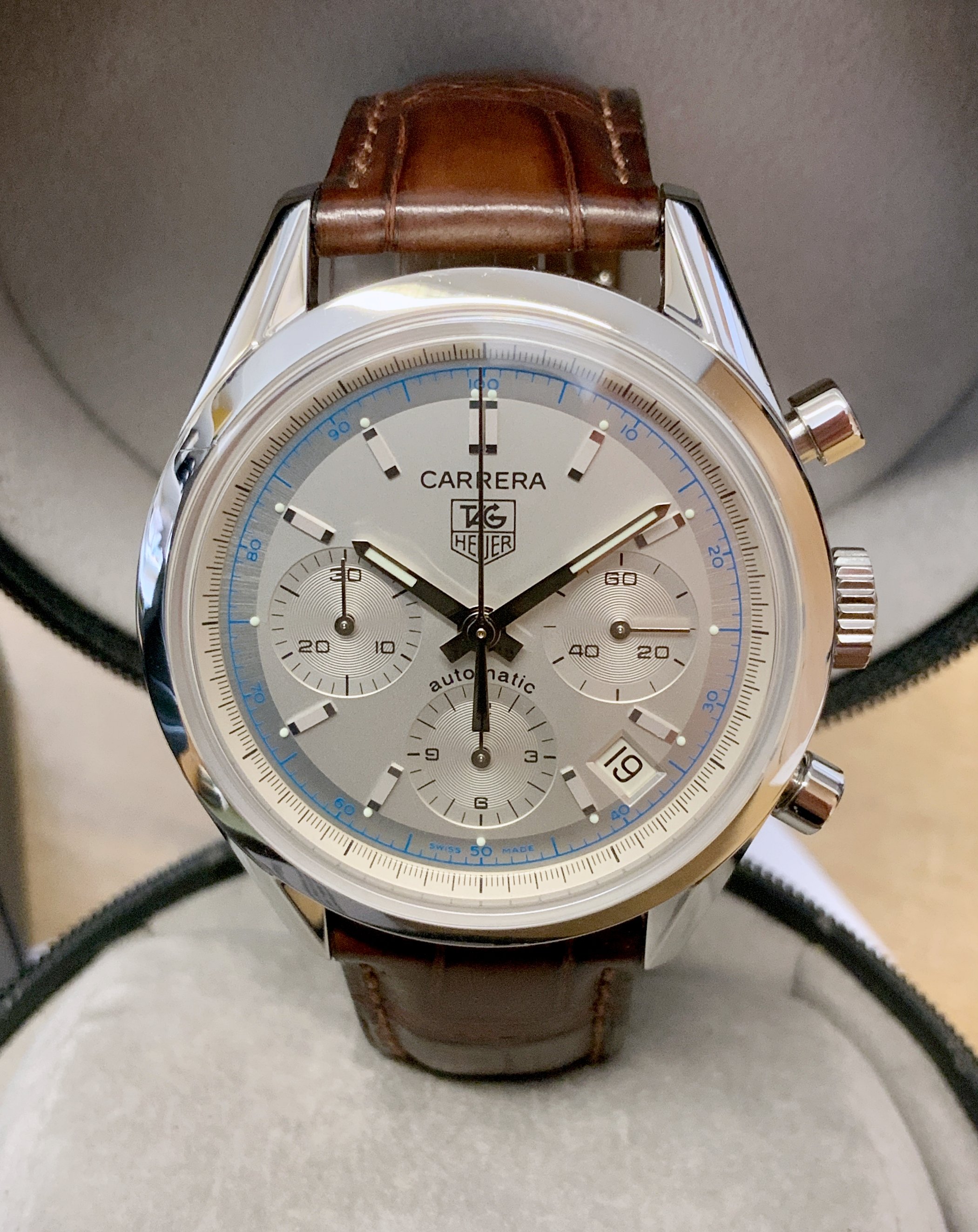 Tag Heuer Style Carrera Chrono 72 Silver Dial / Leather detail 4