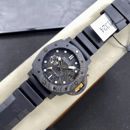 Panerai Style RM 011 78 Meteorite Dial detail 2