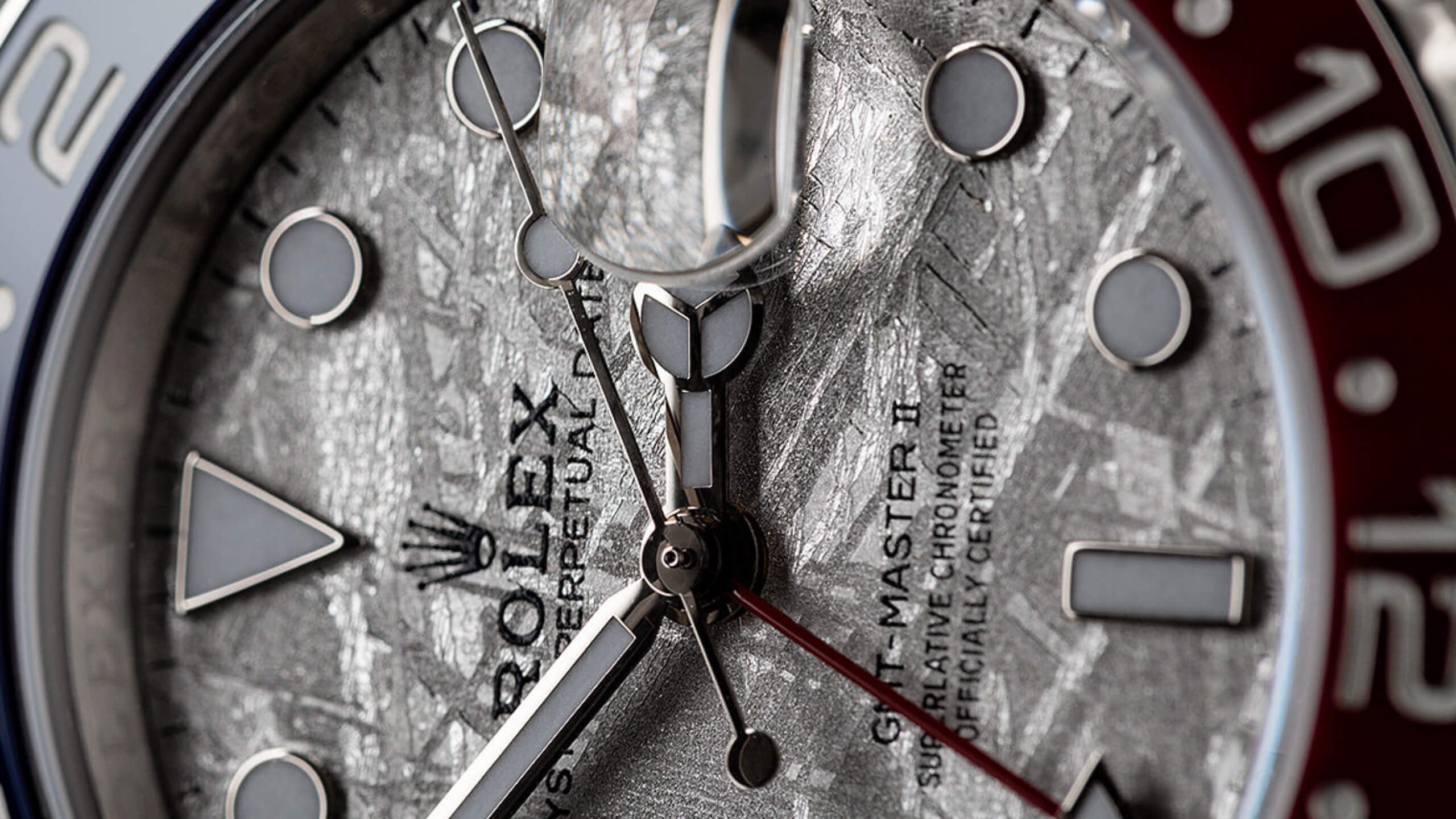 Rolex Style Santos Medium 88 Meteorite Dial detail 3