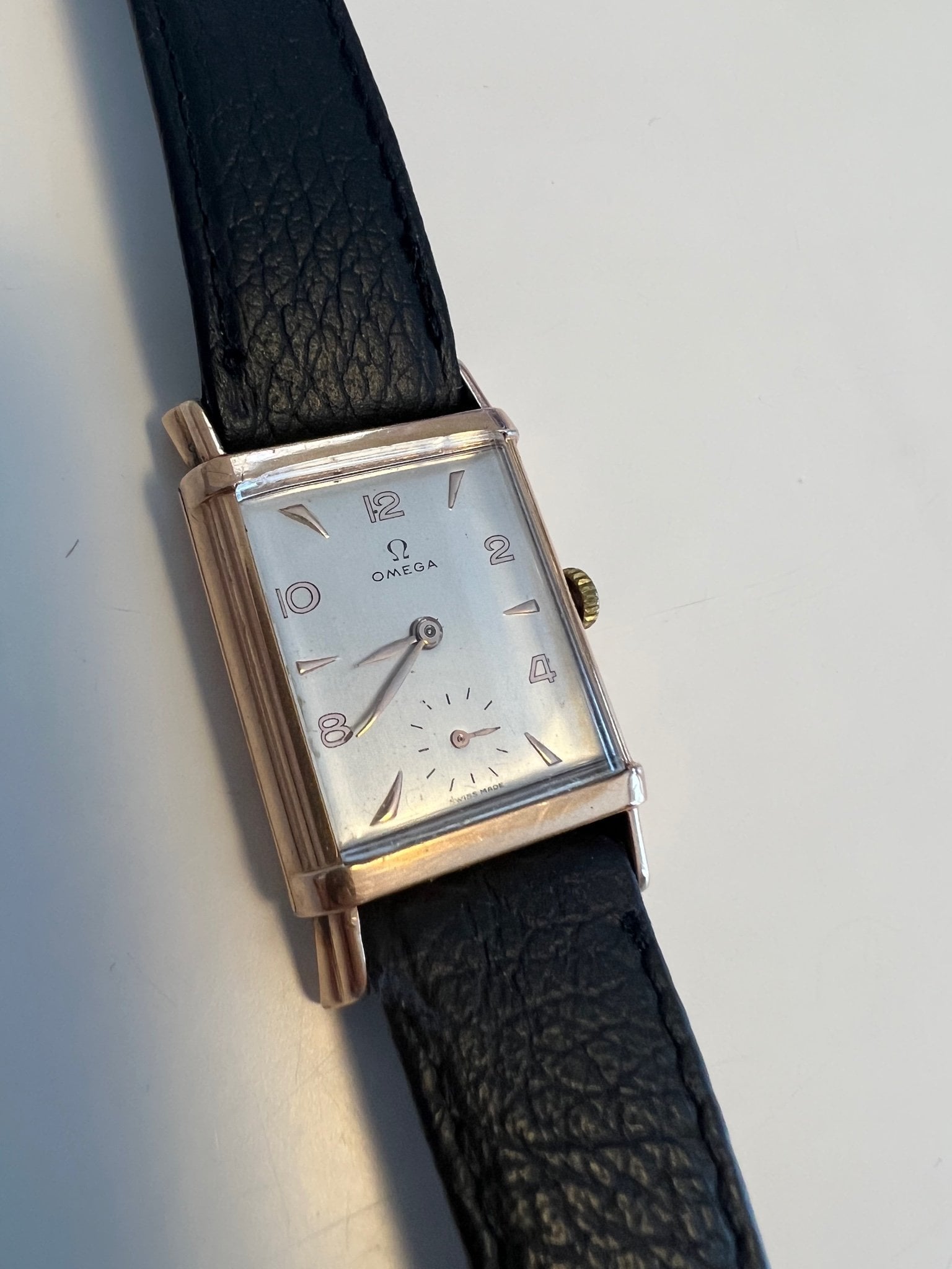 Omega Style Tank Louis 89 Grey Dial / Rubber detail 3