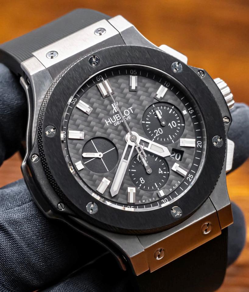 Panerai Style Big Bang 44 145 Ceramic Bezel detail 2