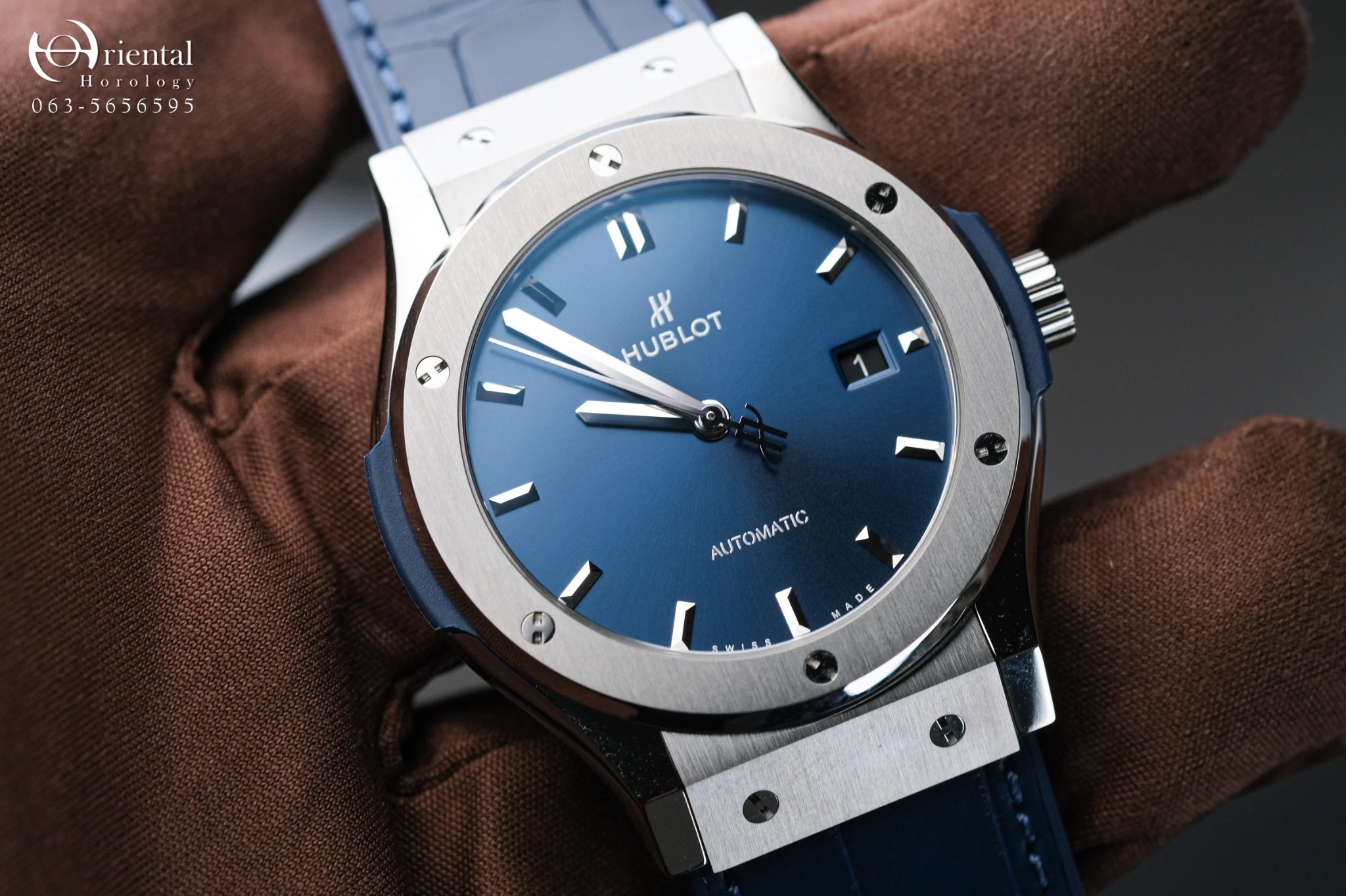 Hublot Style Explorer 40 244 Blue Dial / Steel detail 2