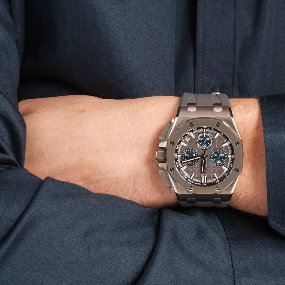 Omega Style Royal Oak Offshore 97 Grey Dial / Rubber detail 4