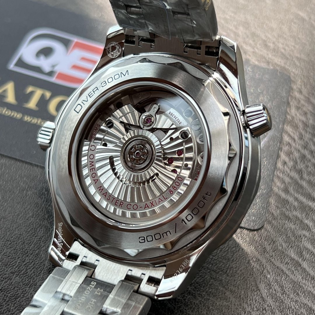 AP Style Seamaster 300 98 Ceramic Bezel detail 3