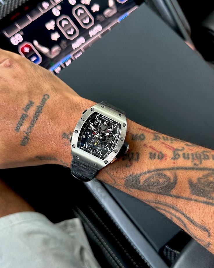 Richard Mille Style Submariner Date 106 Silver Dial / Leather detail 3