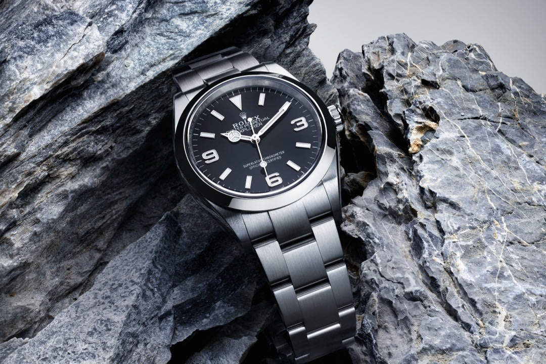 Rolex Style Explorer 40 107 Full Gold detail 3