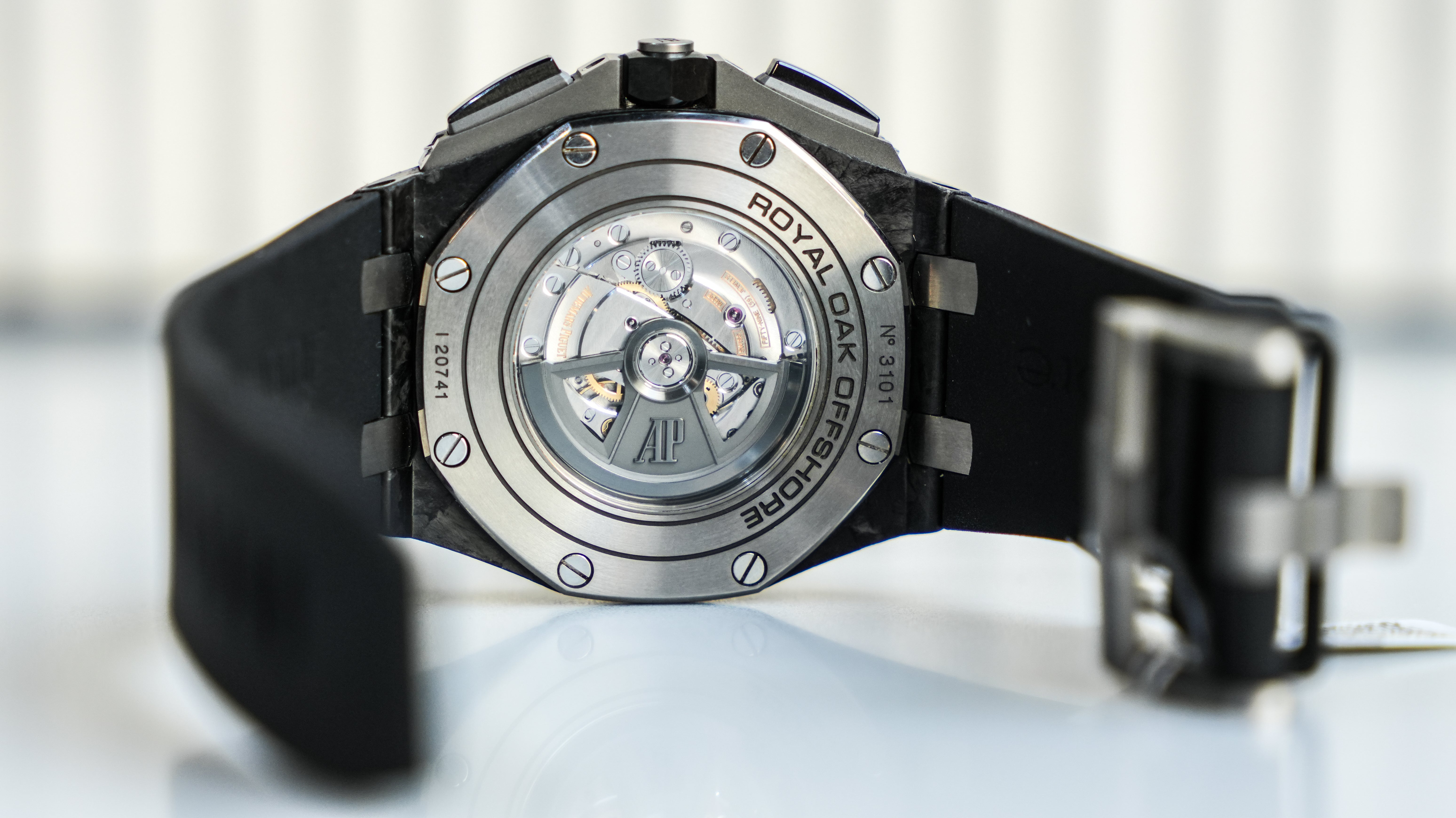 IWC Style Royal Oak Offshore 108 Ceramic Bezel detail 4