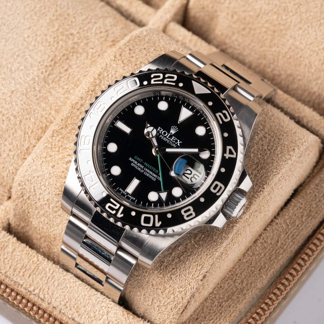 Tag Heuer Style GMT-Master II 115 Silver Dial / Leather detail 2