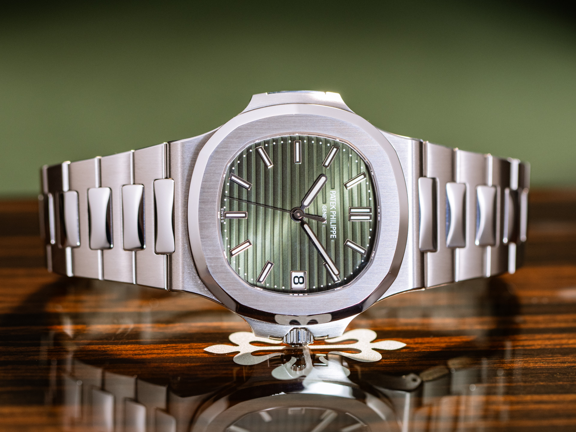 PP Style Nautilus 5711 117 Meteorite Dial detail 4