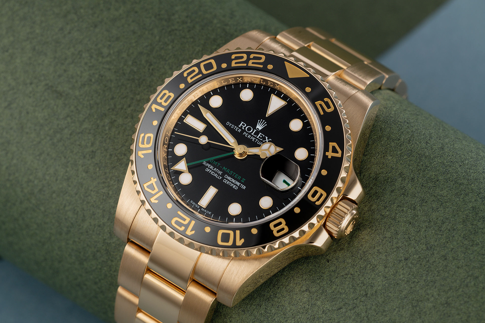 Cartier Style GMT-Master II 125 Full Gold detail 3