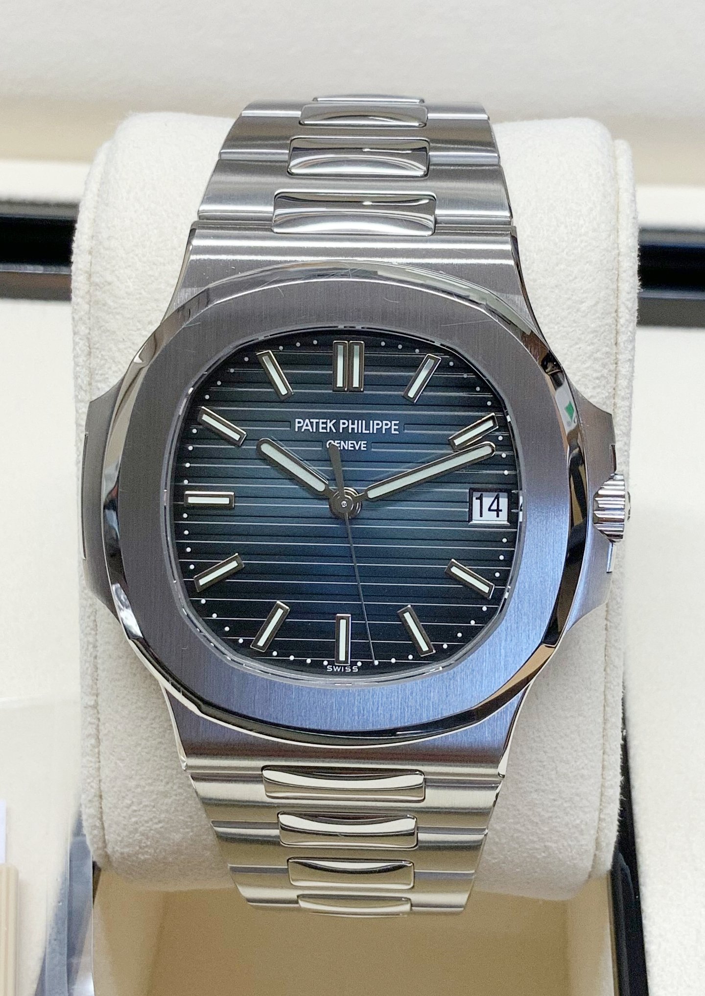 Richard Mille Style Nautilus 5711 138 Blue Dial / Steel detail 4