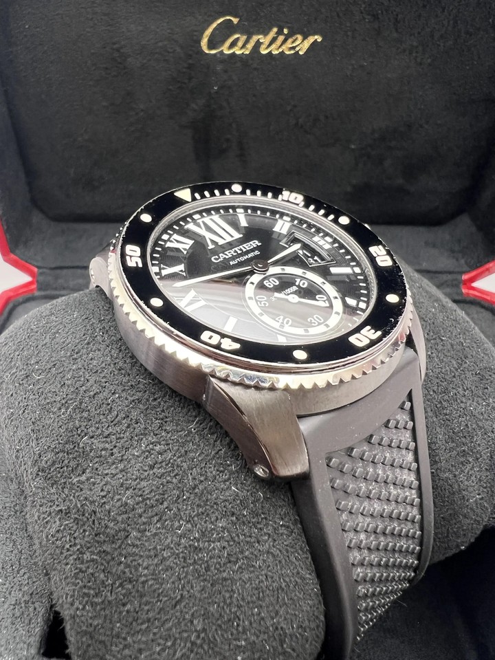 Cartier Style Explorer 40 139 Ceramic Bezel detail 4