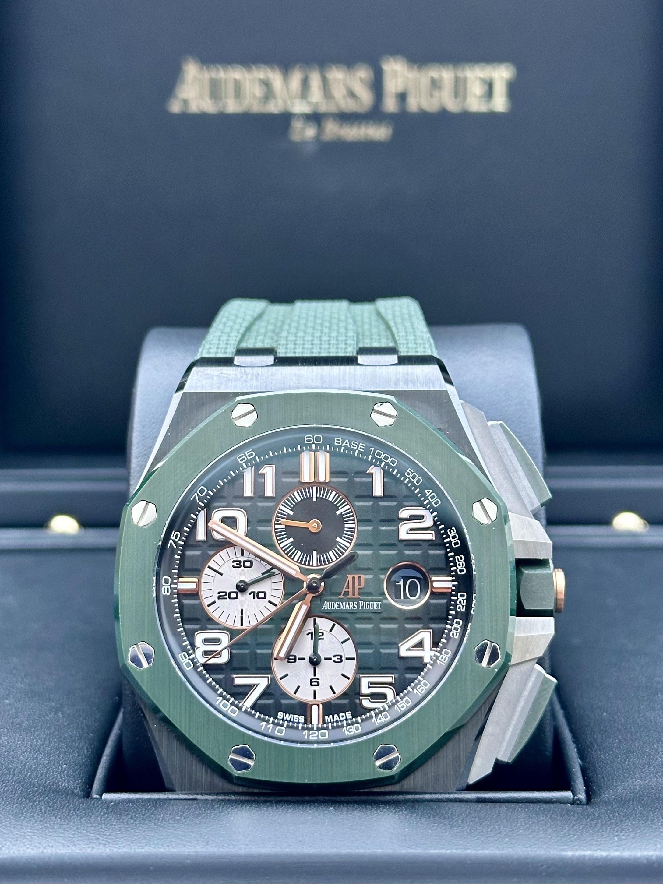 Rolex Style Royal Oak Offshore 152 Green Dial / Steel detail 3