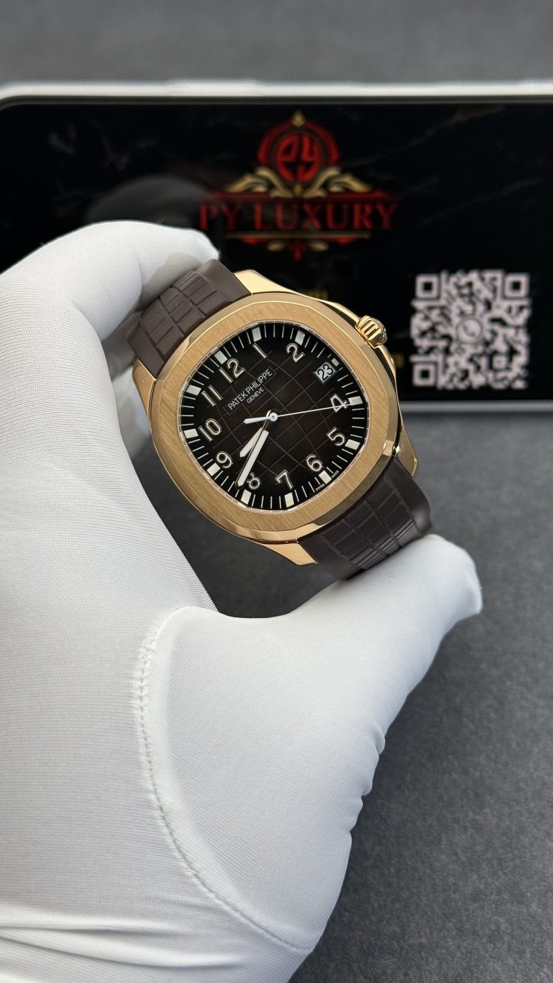 Cartier Style Aquanaut 5167 163 Full Gold detail 2