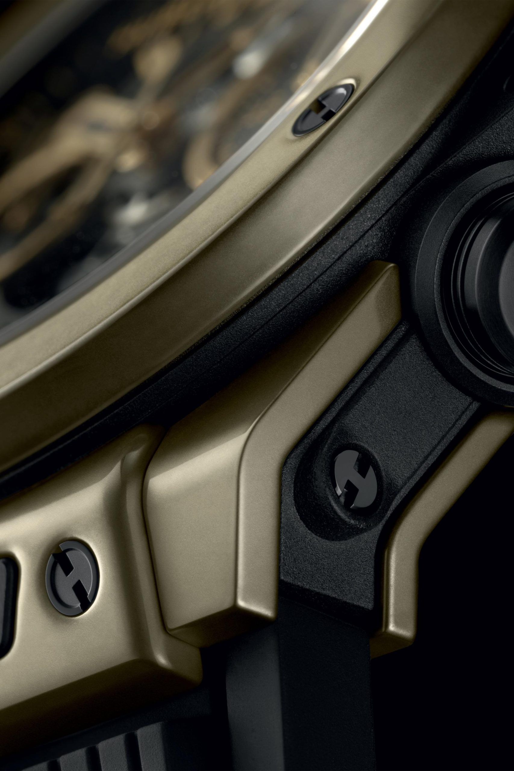 Panerai Style Big Bang 44 168 Full Gold detail 2