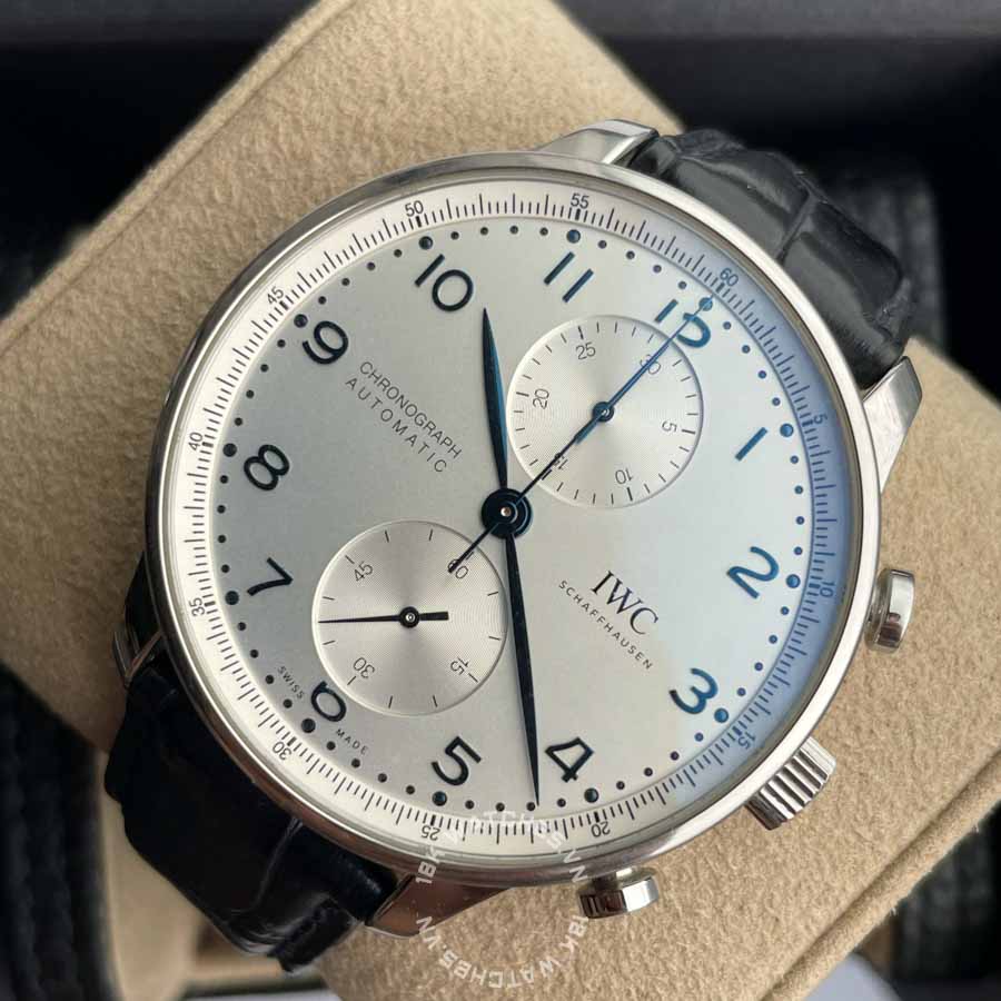 IWC Style Portugieser Chrono 41 Silver / Blue detail 2