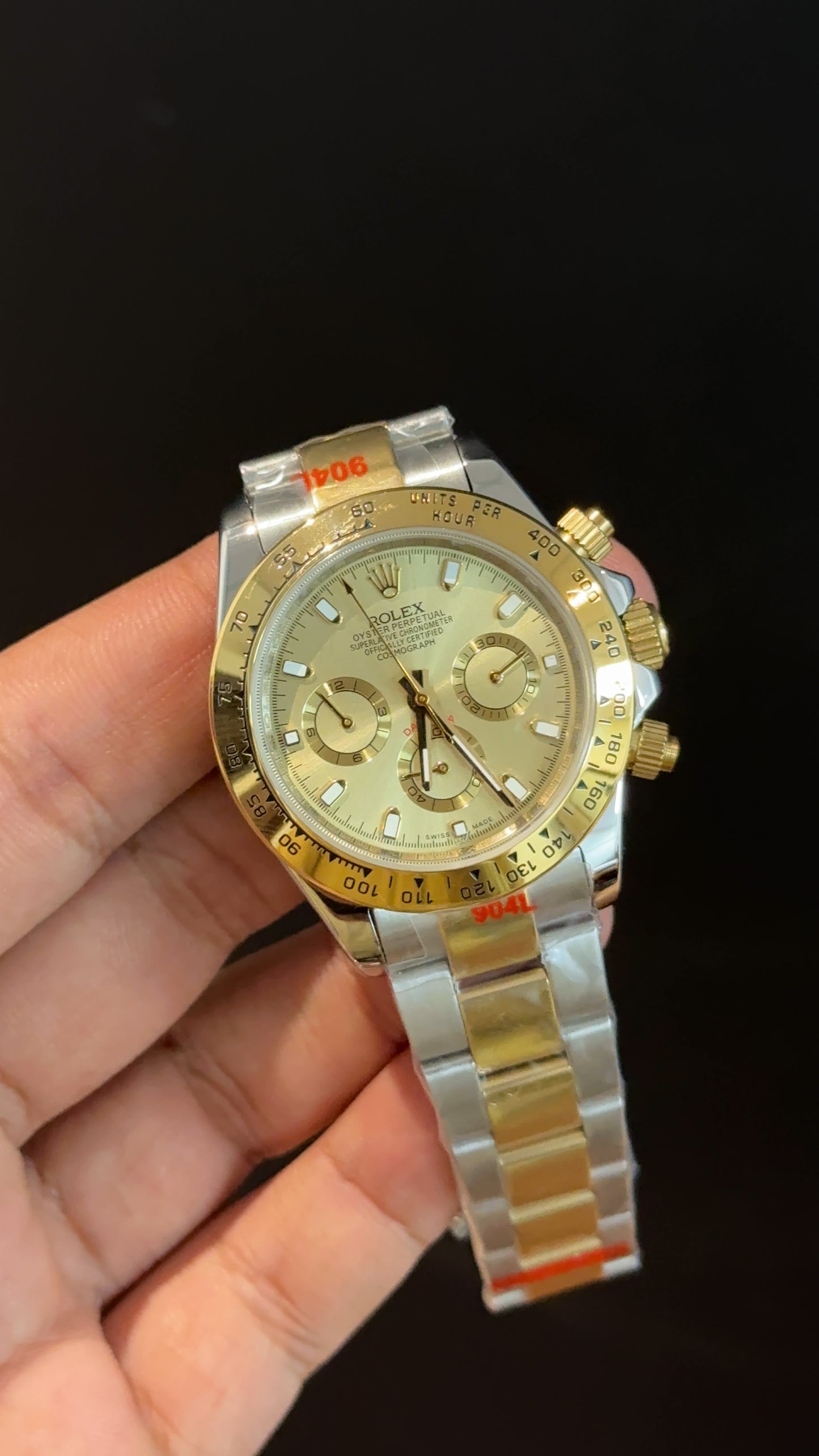 Cartier Style Daytona Chrono 212 Two-Tone Gold detail 2