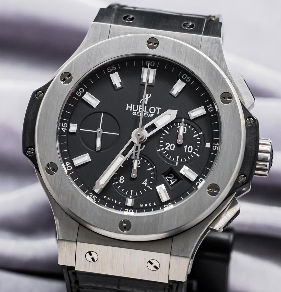 IWC Style Big Bang 44 228 Black Dial / Steel detail 2